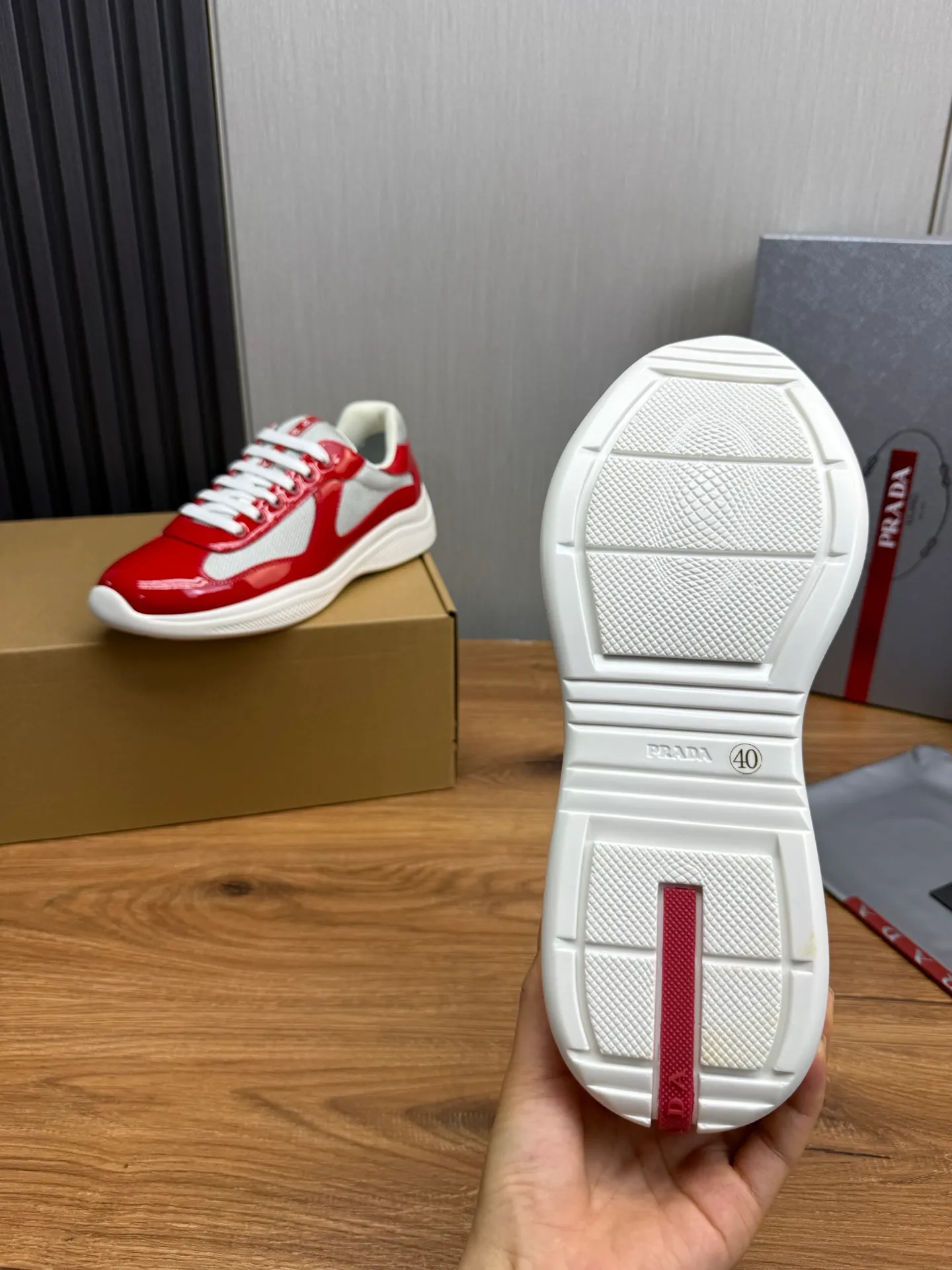 Men's shoes 640💰 [PRADA] Hot selling items🔥Must be recommended every day~~ Official website synchronized, 1:1 high quality shipments✔️ Imported cowhide fabric, rubber material + cowhide lining, original bottom, high-end airplane box packaging🎁 38-45 (38.45 custom-made, non-returnable)